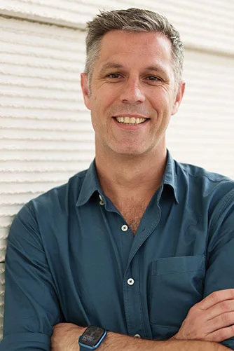 Michael Barrett 博士 世界合唱理事会副主席兼 INTERKULTUR 国际文化交流基金会艺术总监